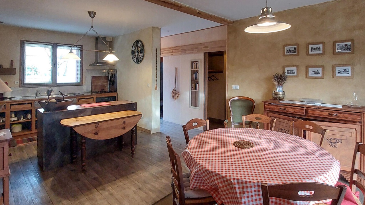 Photo of Bedroom in Mombrier