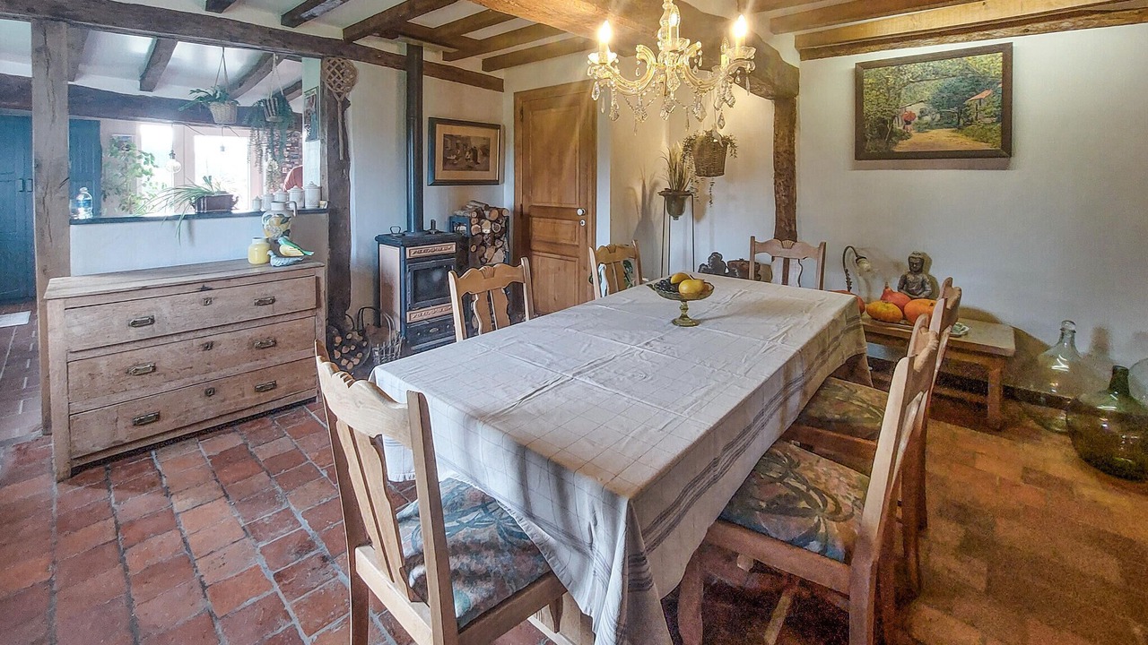 Photo of Bedroom in La Neuville-aux-Joutes