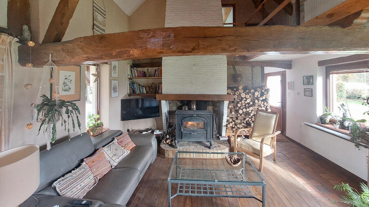 Photo of Bedroom in La Neuville-aux-Joutes