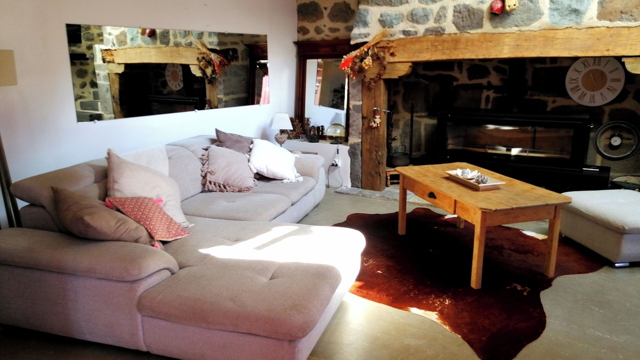 Photo of Livingroom in Saint-Jacques-des-Blats