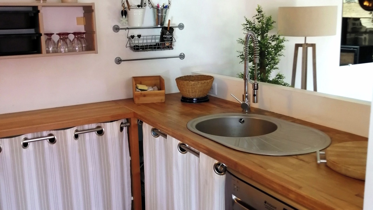 Photo of Kitchen in Saint-Jacques-des-Blats
