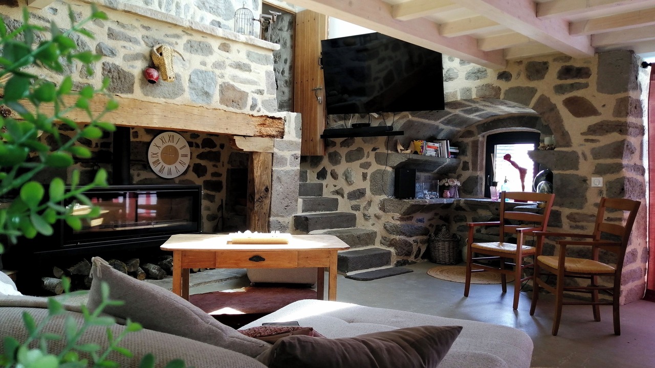 Photo of Livingroom in Saint-Jacques-des-Blats