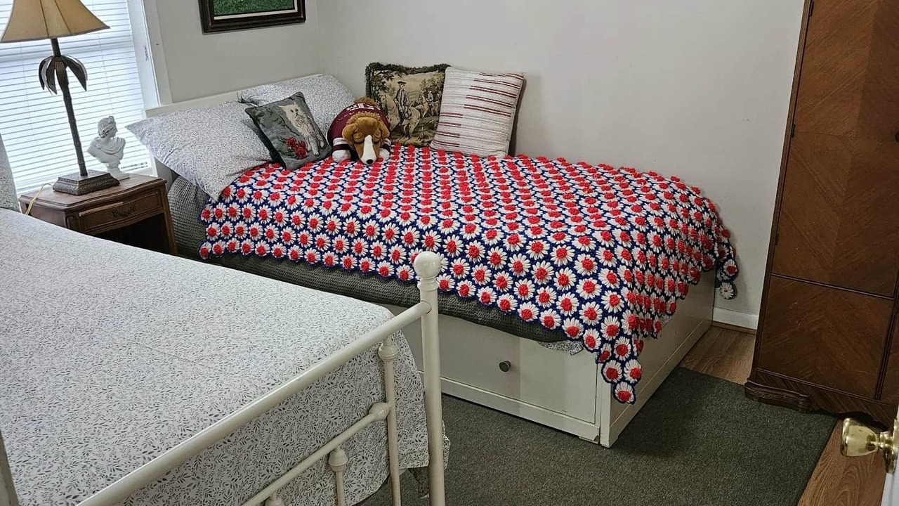 Photo of Bedroom in DeRidder