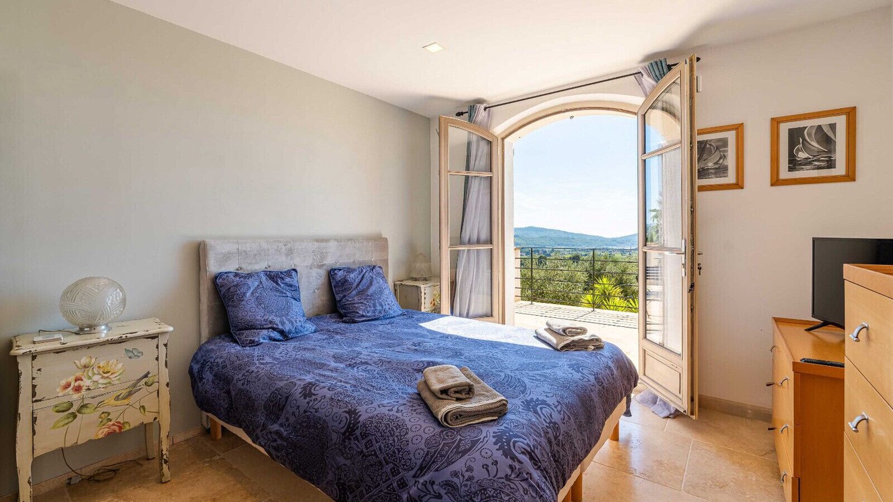 Photo of Bedroom in La Cadiere-d'Azur