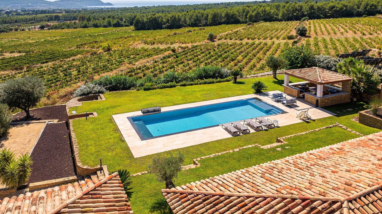Photo of Outdoor in La Cadiere-d'Azur