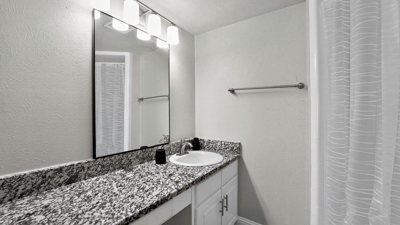 Photo of Bathroom in Lake Highlands