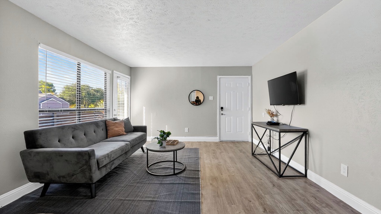 Photo of Livingroom in Lake Highlands