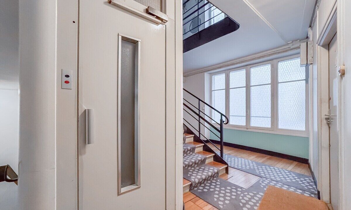 Photo of Others in Enfants-Rouges