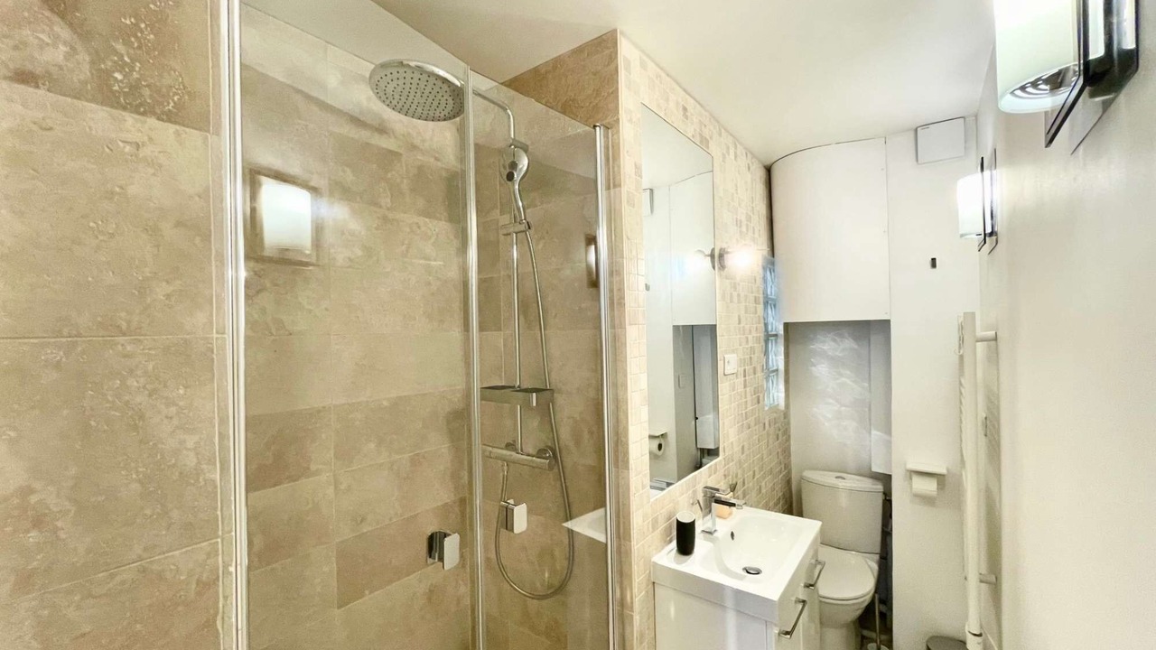 Photo of Bathroom in Bonne-Nouvelle