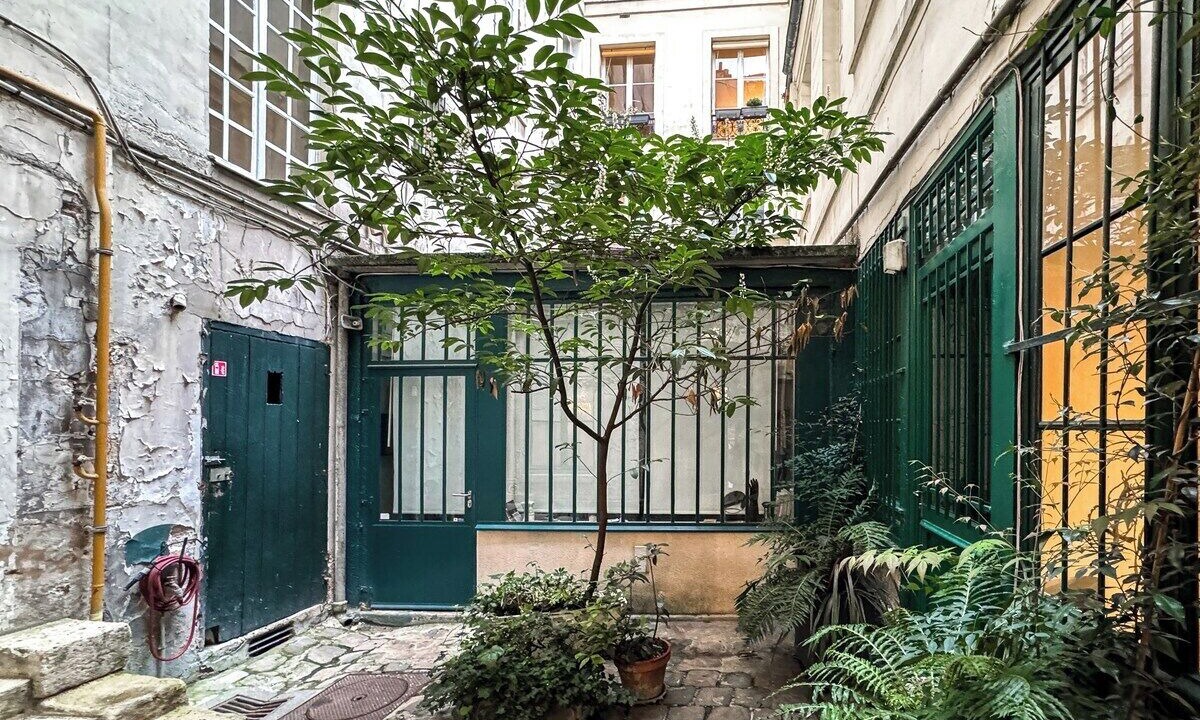 Photo of Outdoor in Archives