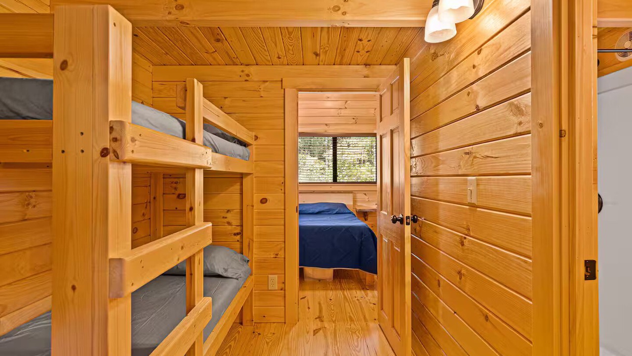 Photo of Bedroom in Gilmer