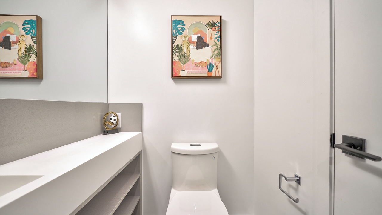 Photo of Bathroom in Garden District