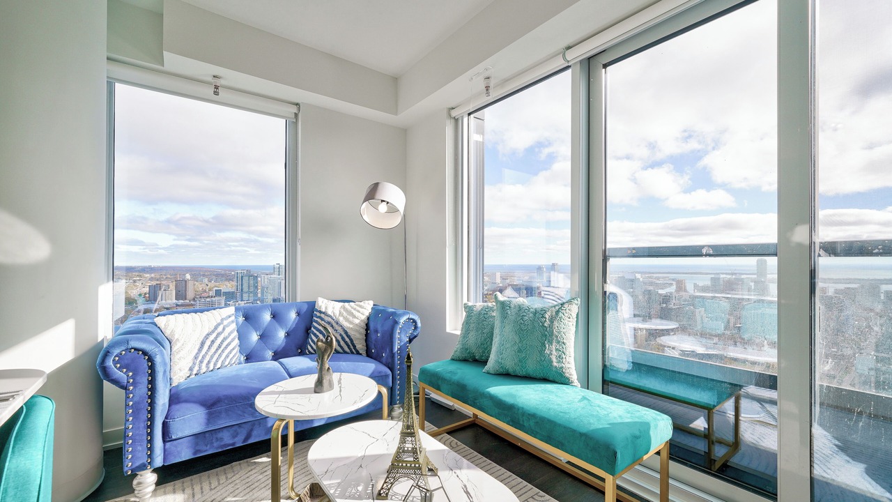 Photo of Livingroom in Garden District