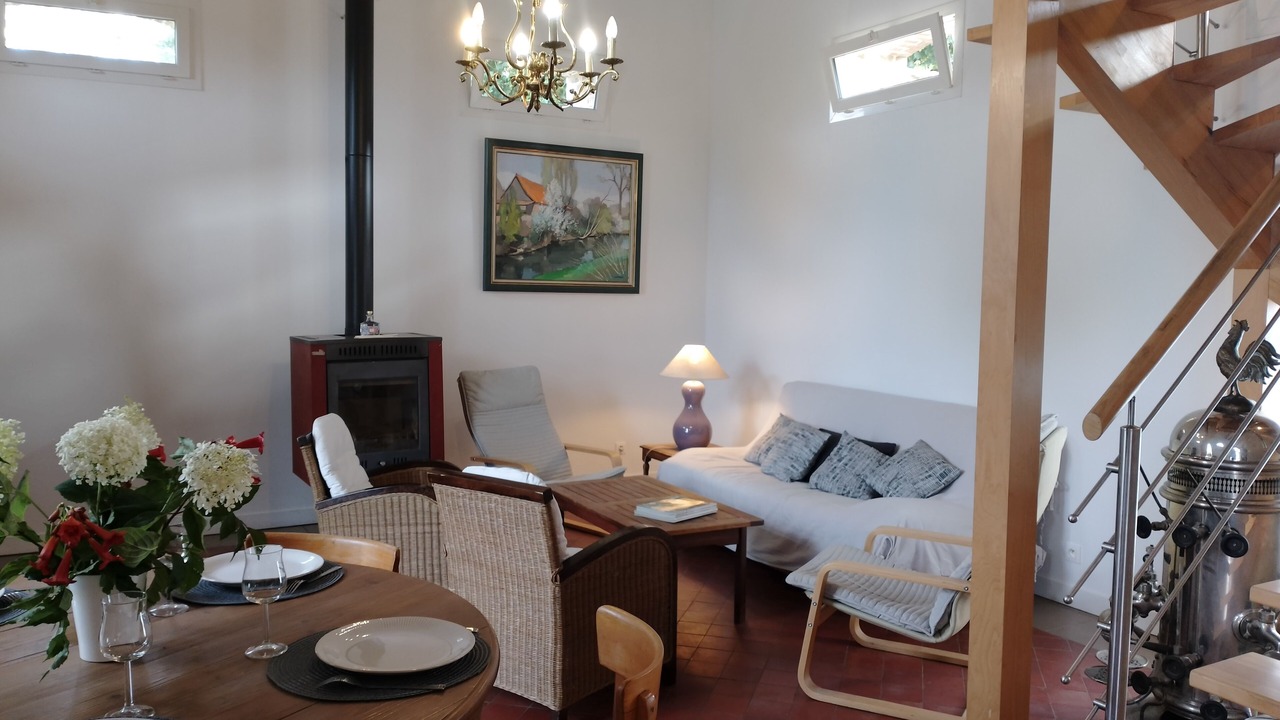 Photo of Livingroom in Sainte-Barbe-sur-Gaillon