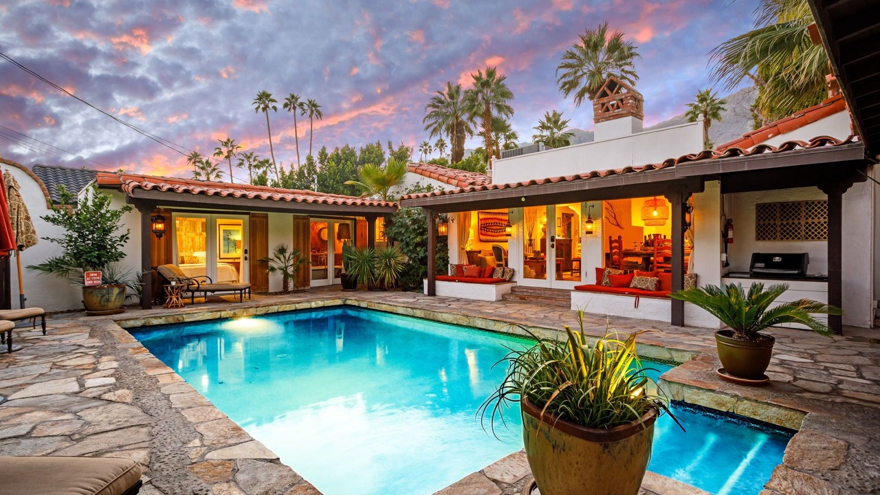 Photo of Outdoor in Warm Sands