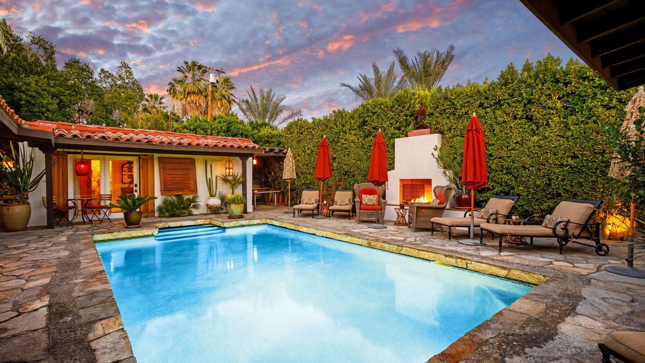 Photo of Outdoor in Warm Sands