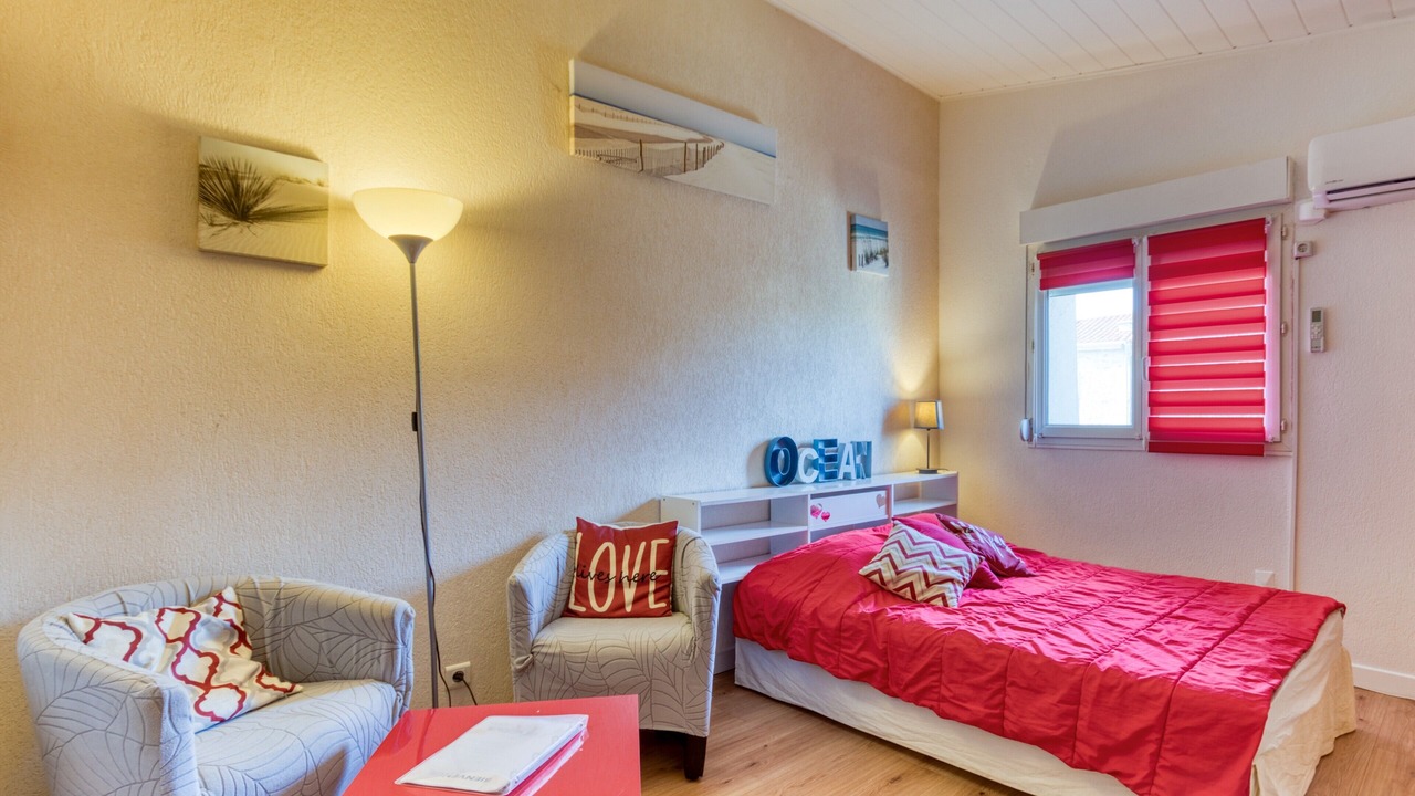 Photo of Bedroom in Mireval