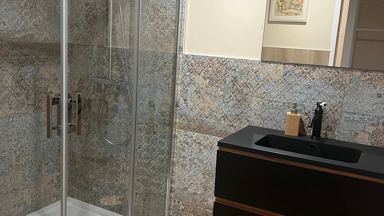 Photo of Bathroom in Champdray