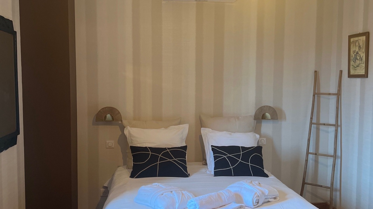 Photo of Bedroom in Champdray