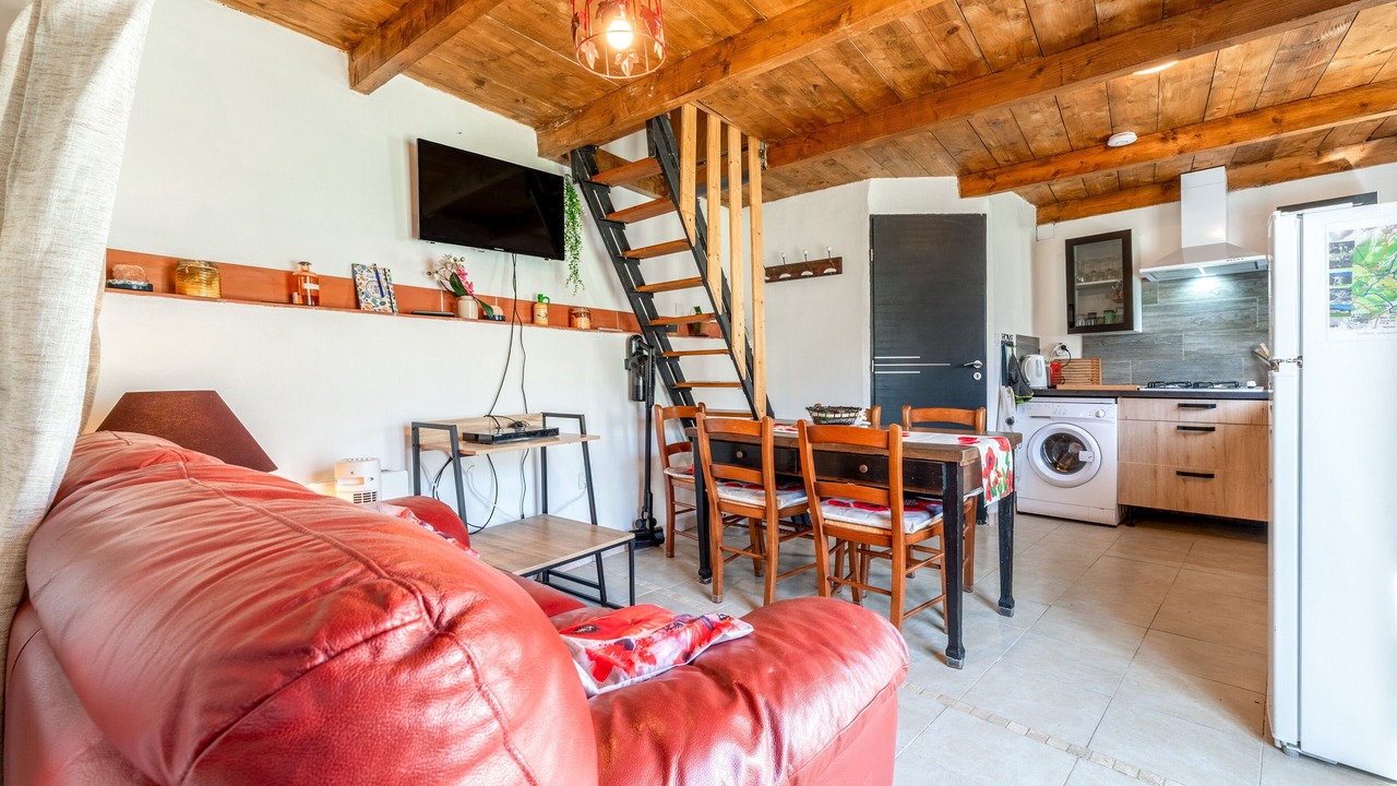 Photo of Livingroom in Saint-Sebastien-d'Aigrefeuille