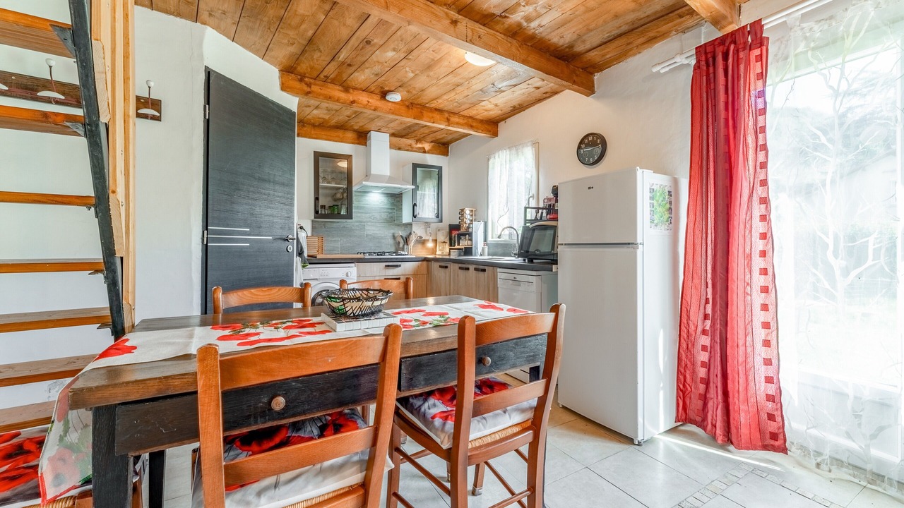 Photo of Kitchen in Saint-Sebastien-d'Aigrefeuille