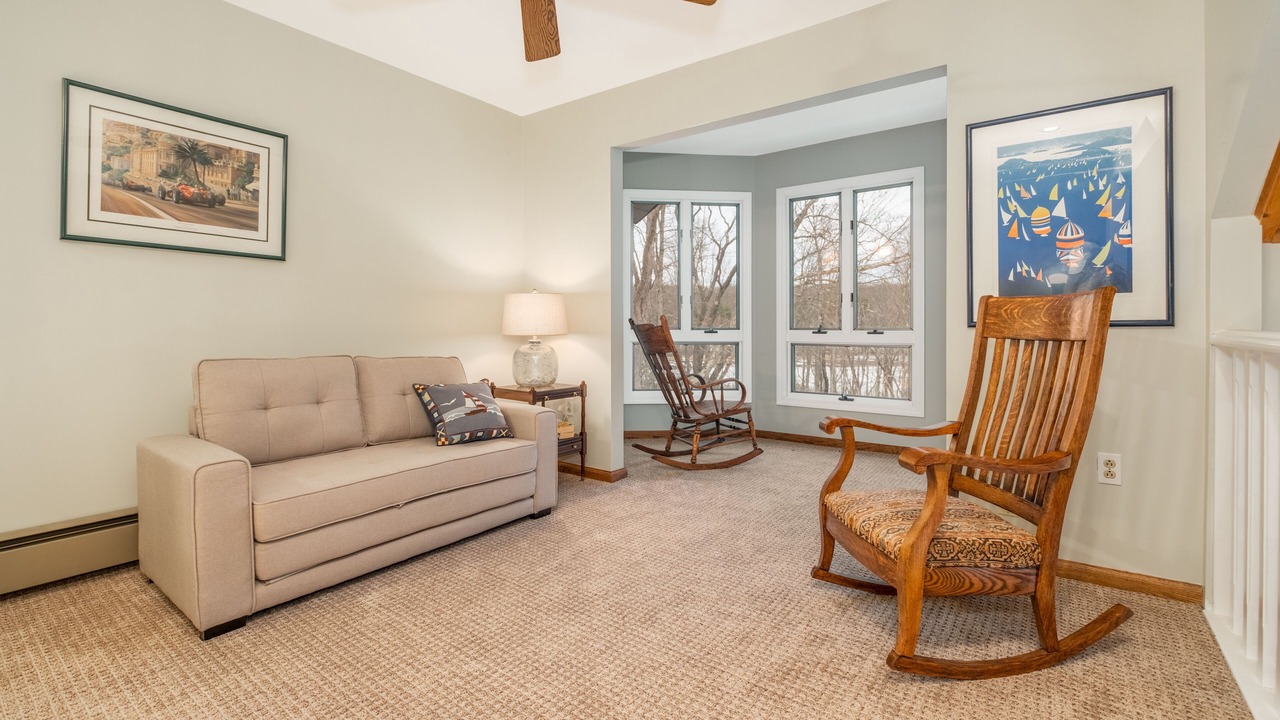 Photo of Livingroom in Blakeslee