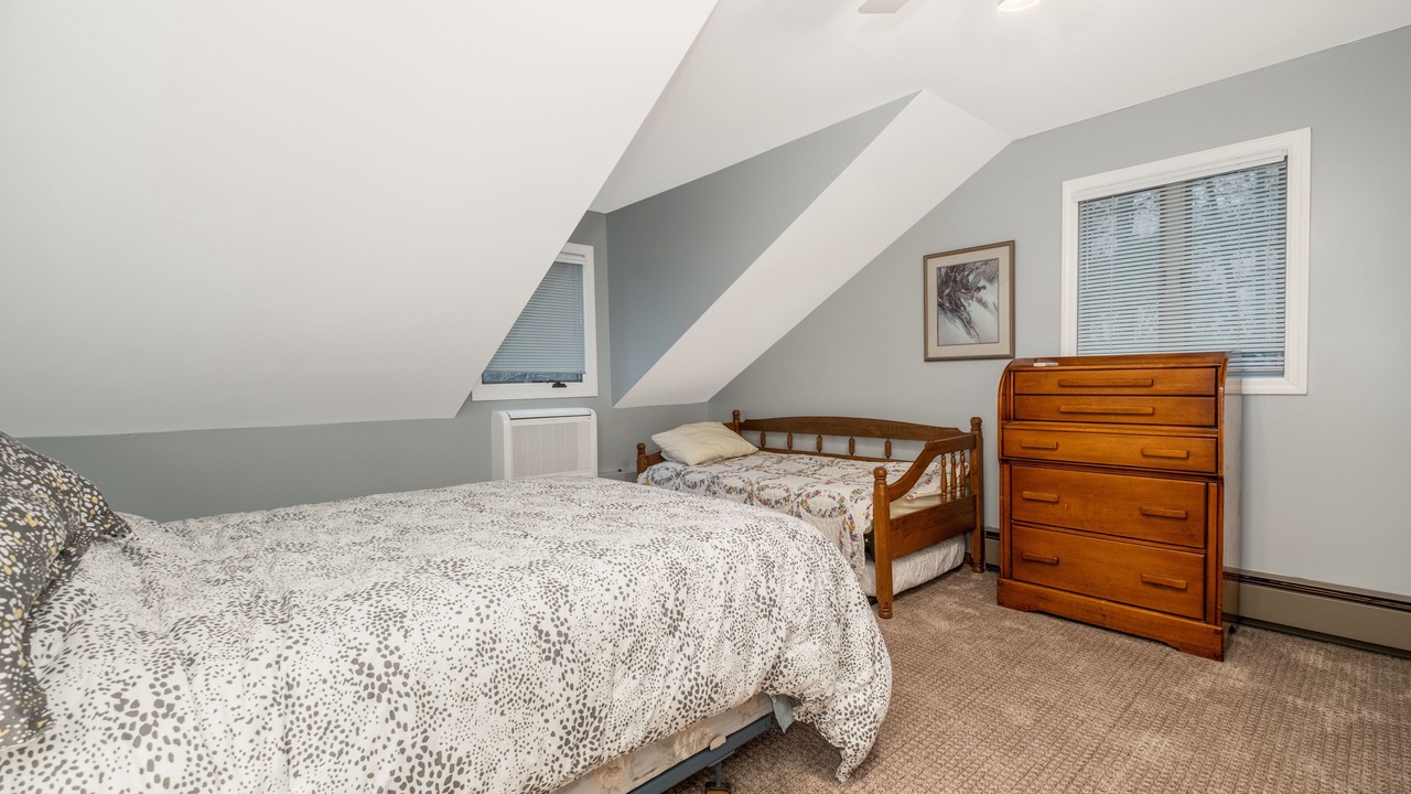 Photo of Bedroom in Blakeslee
