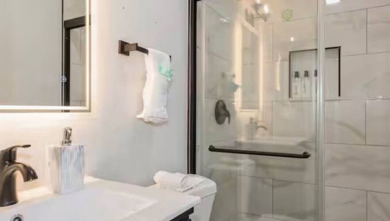 Photo of Bathroom in Elmhurst