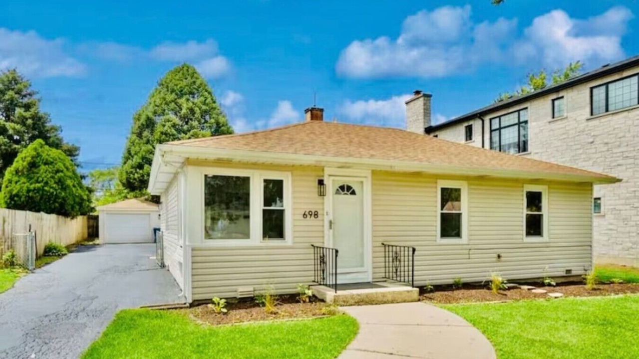 Photo of Outdoor in Elmhurst