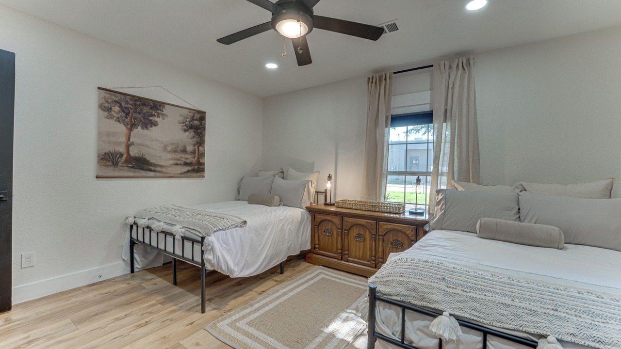 Photo of Bedroom in Midlothian