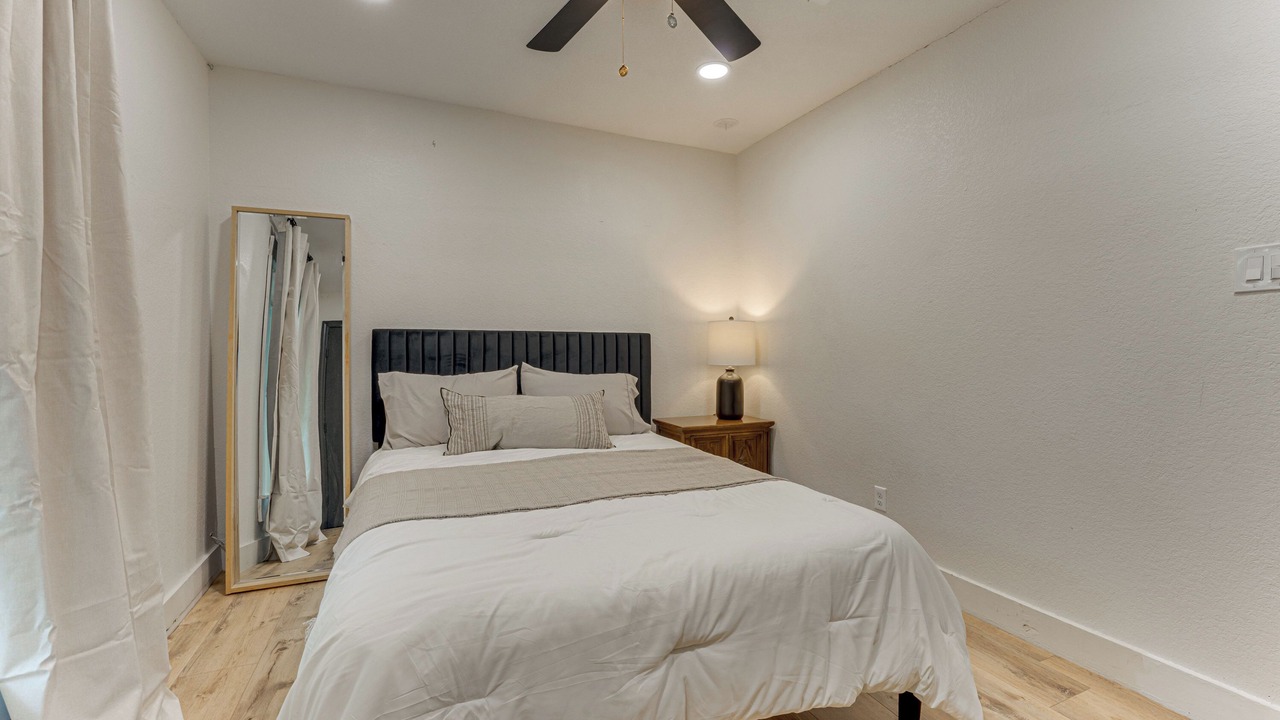Photo of Bedroom in Midlothian