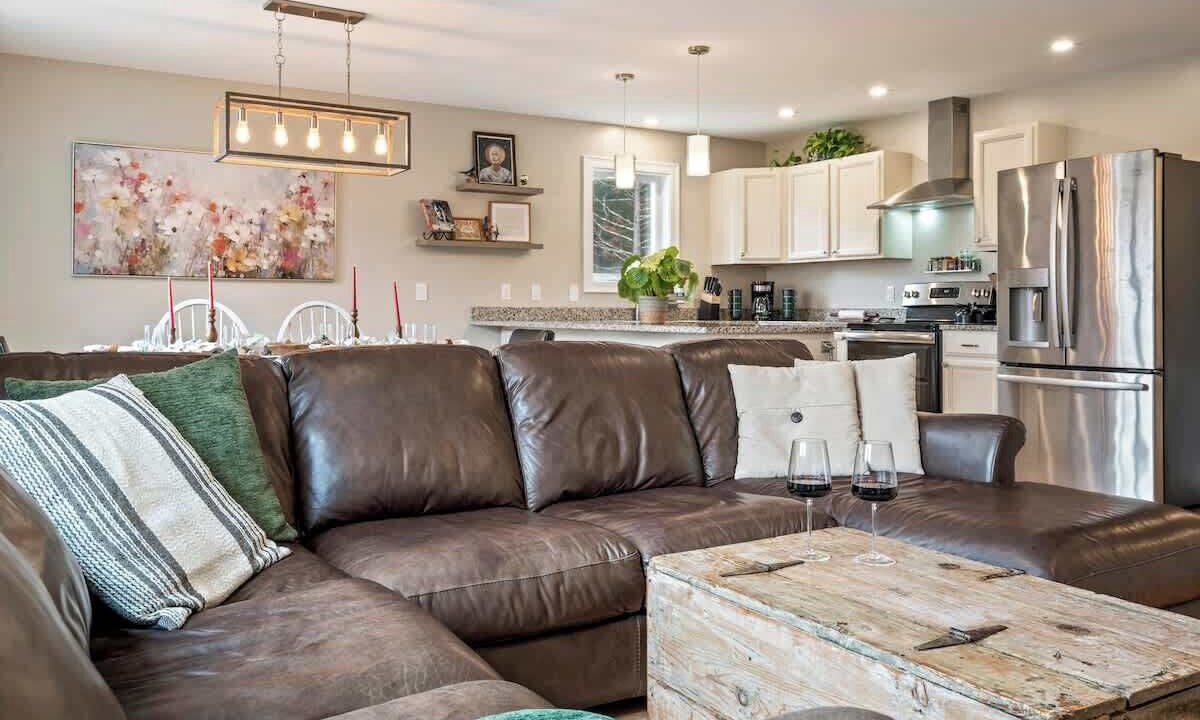 Photo of Livingroom in Windham