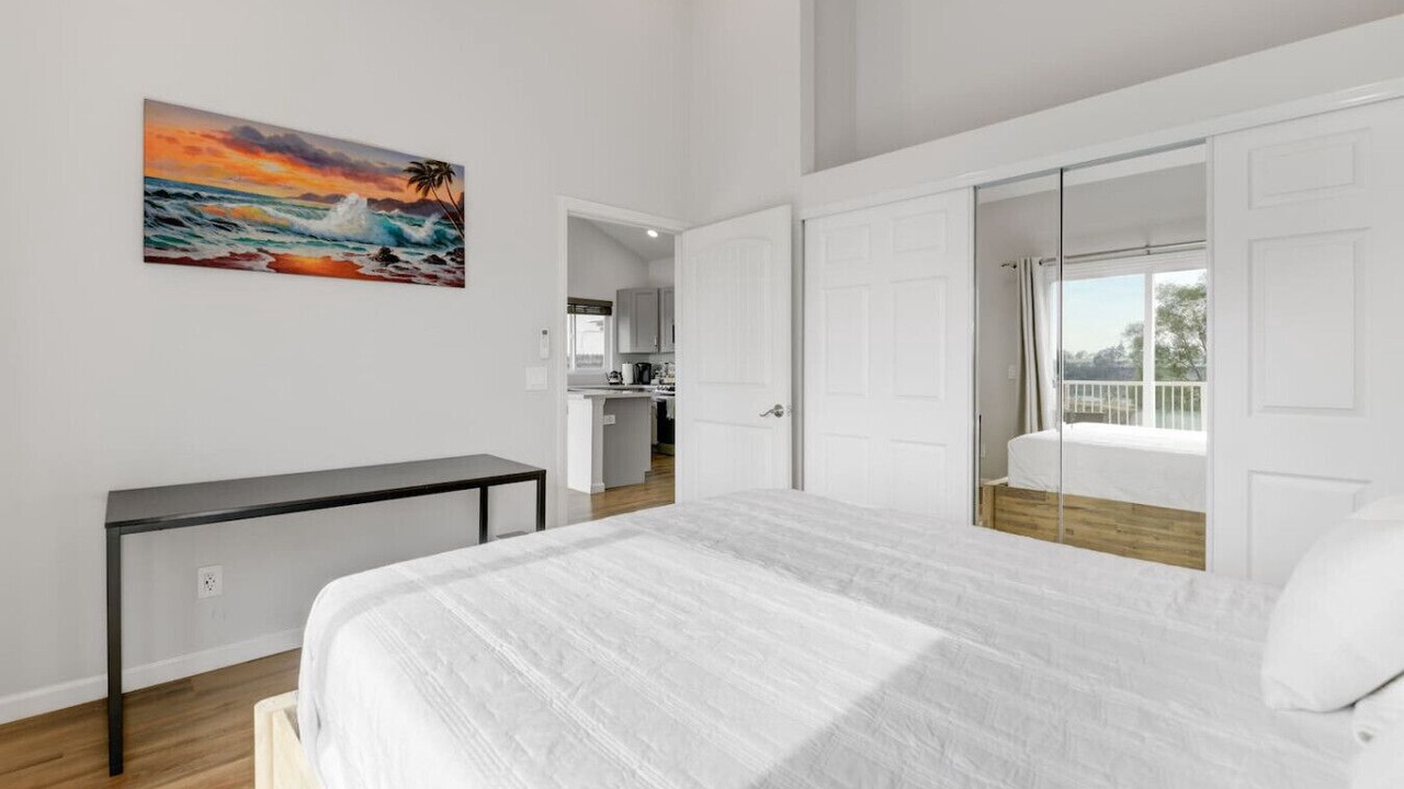 Photo of Bedroom in Mira Mesa