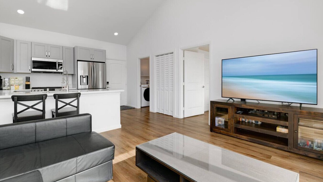 Photo of Livingroom in Mira Mesa