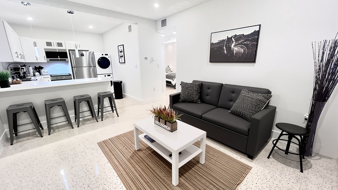 Photo of Livingroom in Coral Way