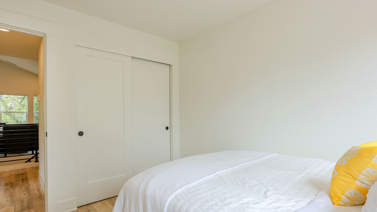 Photo of Bedroom in Brentwood-Darlington