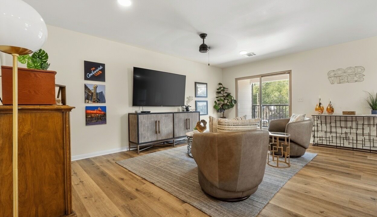 Photo of Livingroom in Millview East
