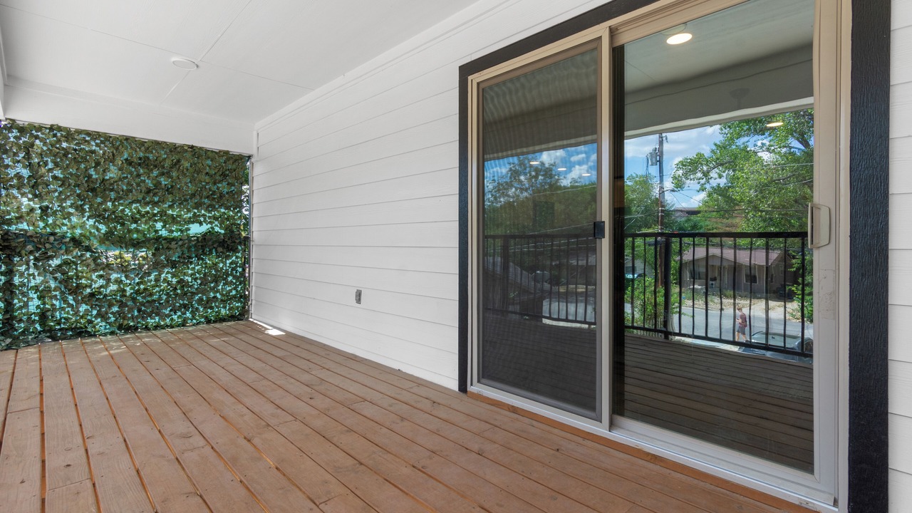 Photo of Patio Balcony in Millview East