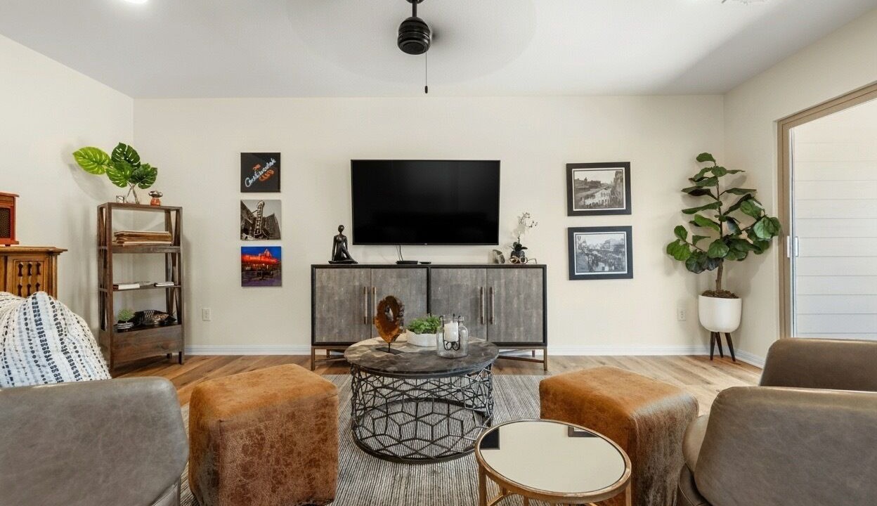 Photo of Livingroom in Millview East