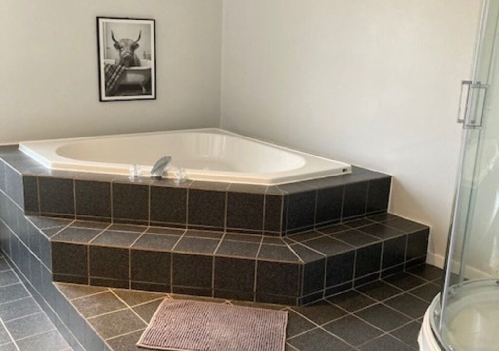Photo of Bathroom in Causapscal