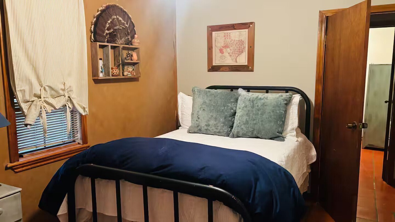 Photo of Bedroom in Llano County