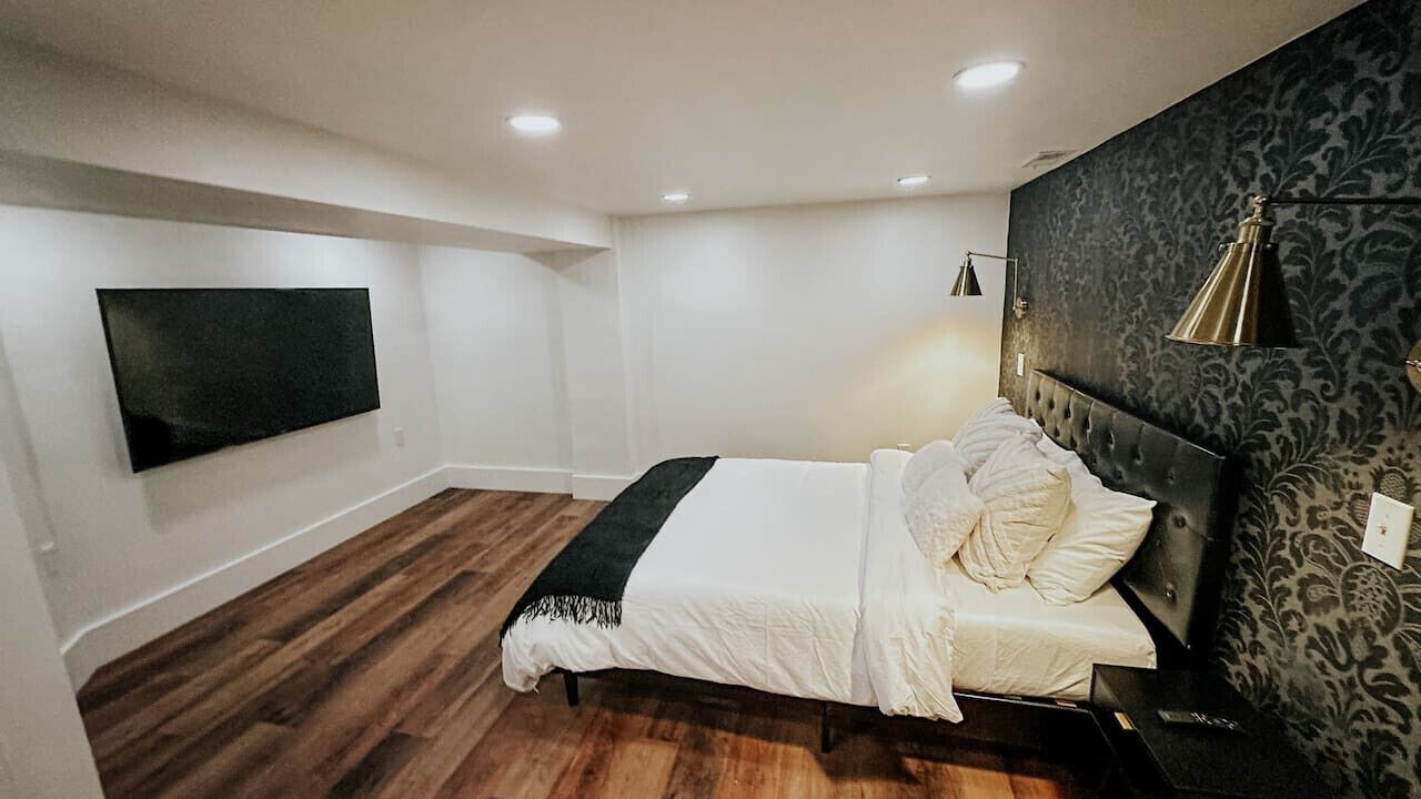 Photo of Bedroom in Laurelville