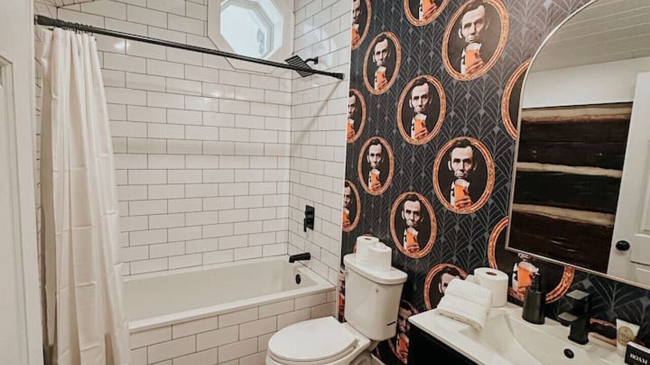 Photo of Bathroom in Laurelville