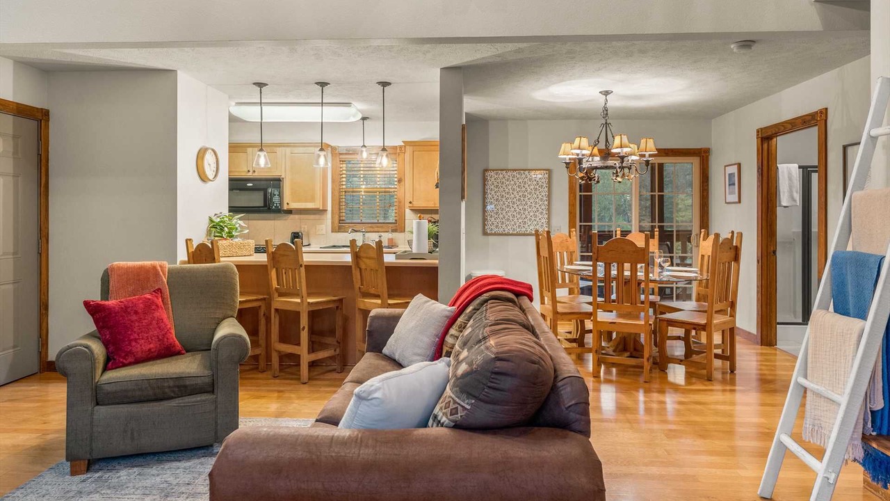 Photo of Livingroom in Reeds Spring