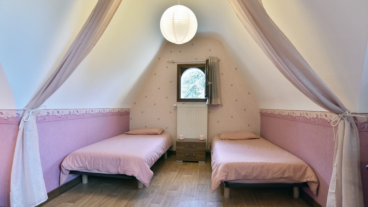 Photo of Bedroom in Plevenon