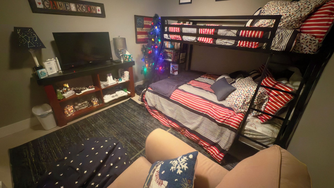 Photo of Bedroom in Rock Island