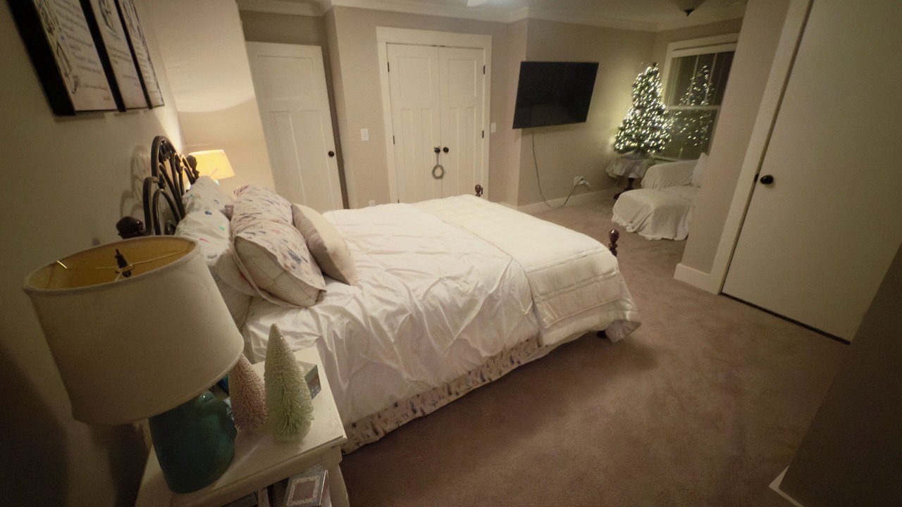 Photo of Bedroom in Rock Island