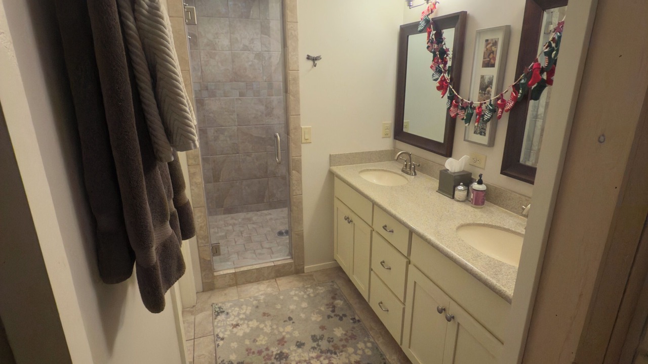 Photo of Bathroom in Rock Island