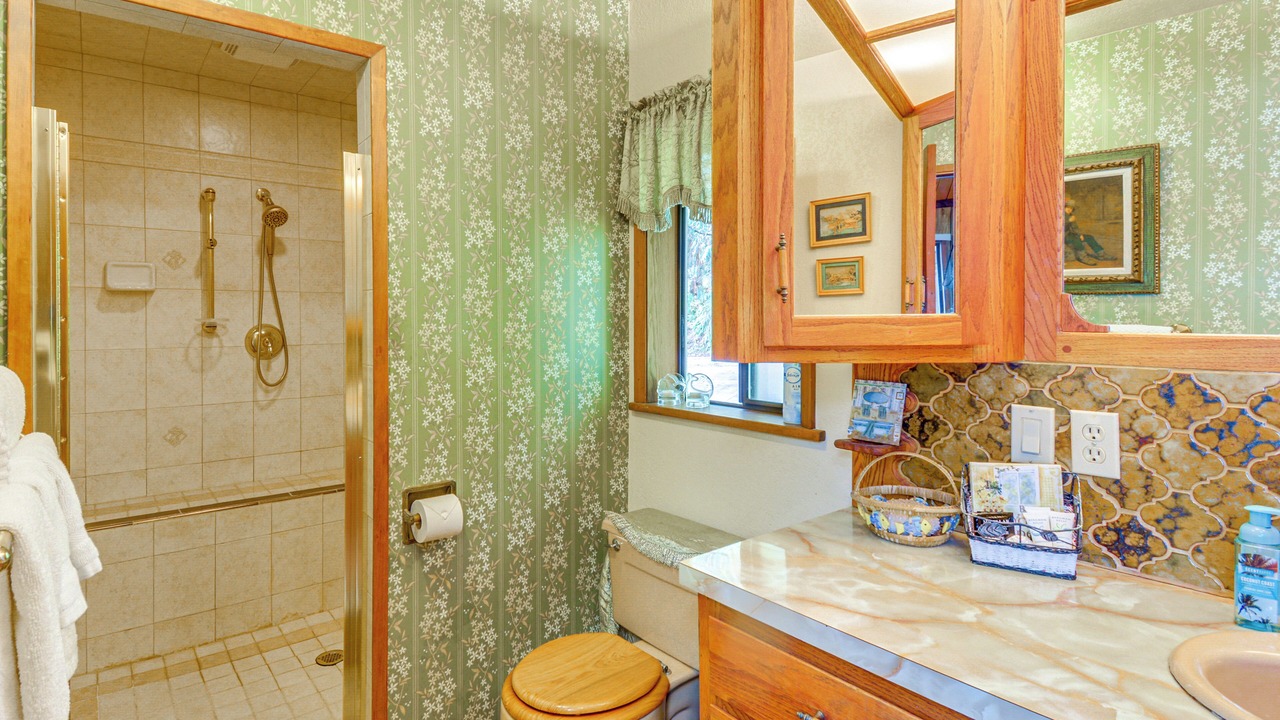 Photo of Bathroom in Brinnon