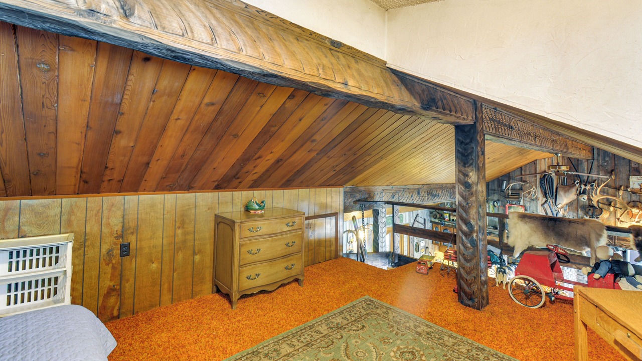 Photo of Bedroom in Brinnon